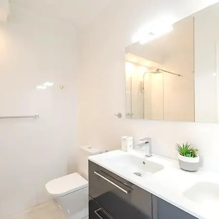 Penthouse Bellavista With Sea Views * טורבייחה