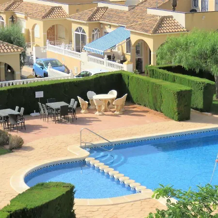 דירה Penthouse Bellavista With Sea Views טורבייחה